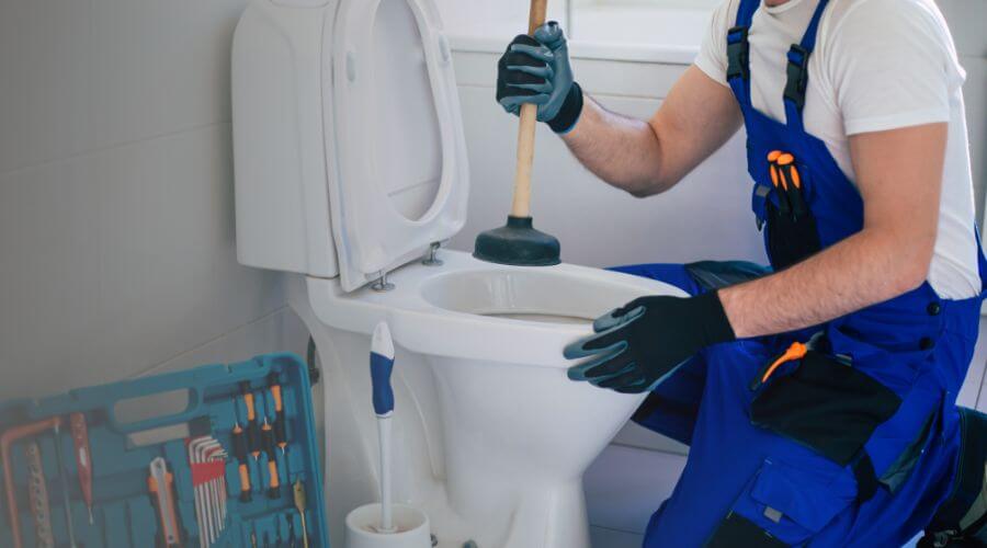 Expert burst pipe repair services in Satsuma, FL